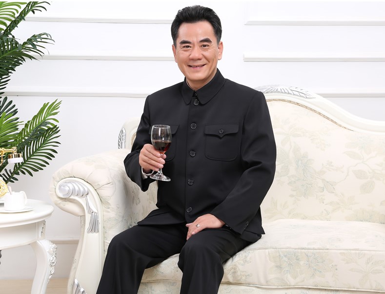 簡(jiǎn)約大氣經(jīng)典黑色款中老年中山裝