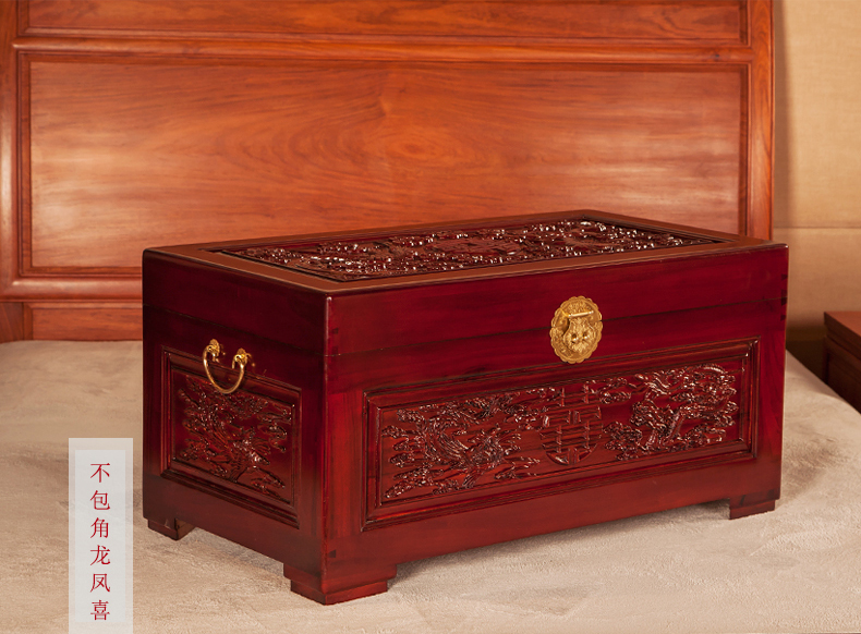 美觀實(shí)用雙喜樟木箱，精美雕花木箱子