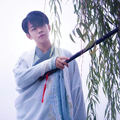 文藝品酒男生頭像，唯美古風(fēng)真人頭像