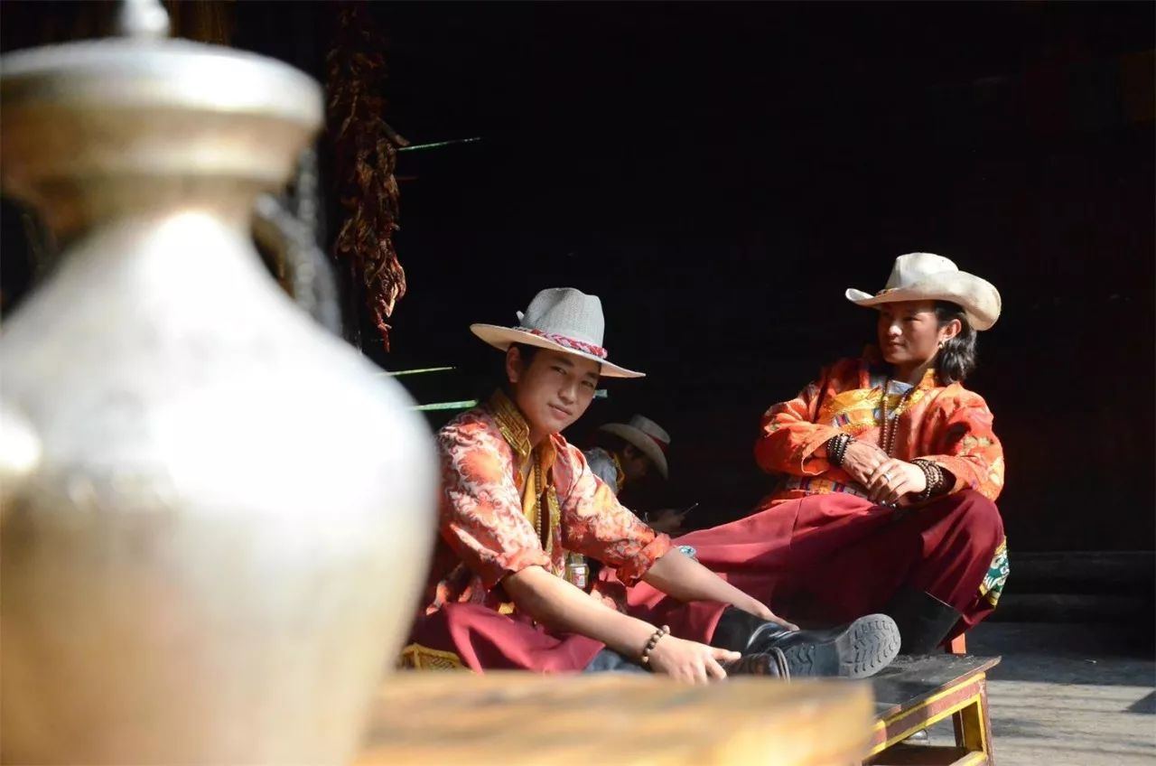 瀘沽湖·野火集，時光匆忙別錯過年輕的瘋狂