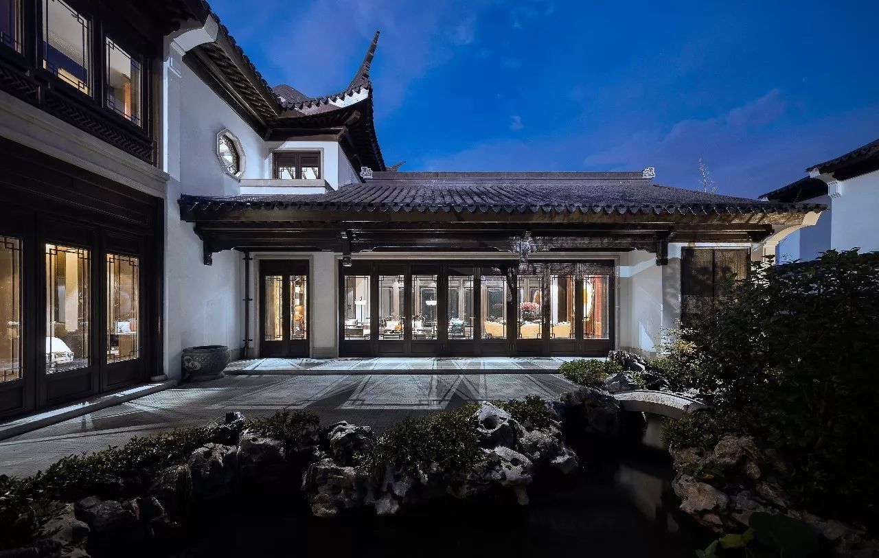 詩意福連文苑元素的中式大宅裝修設(shè)計(jì)