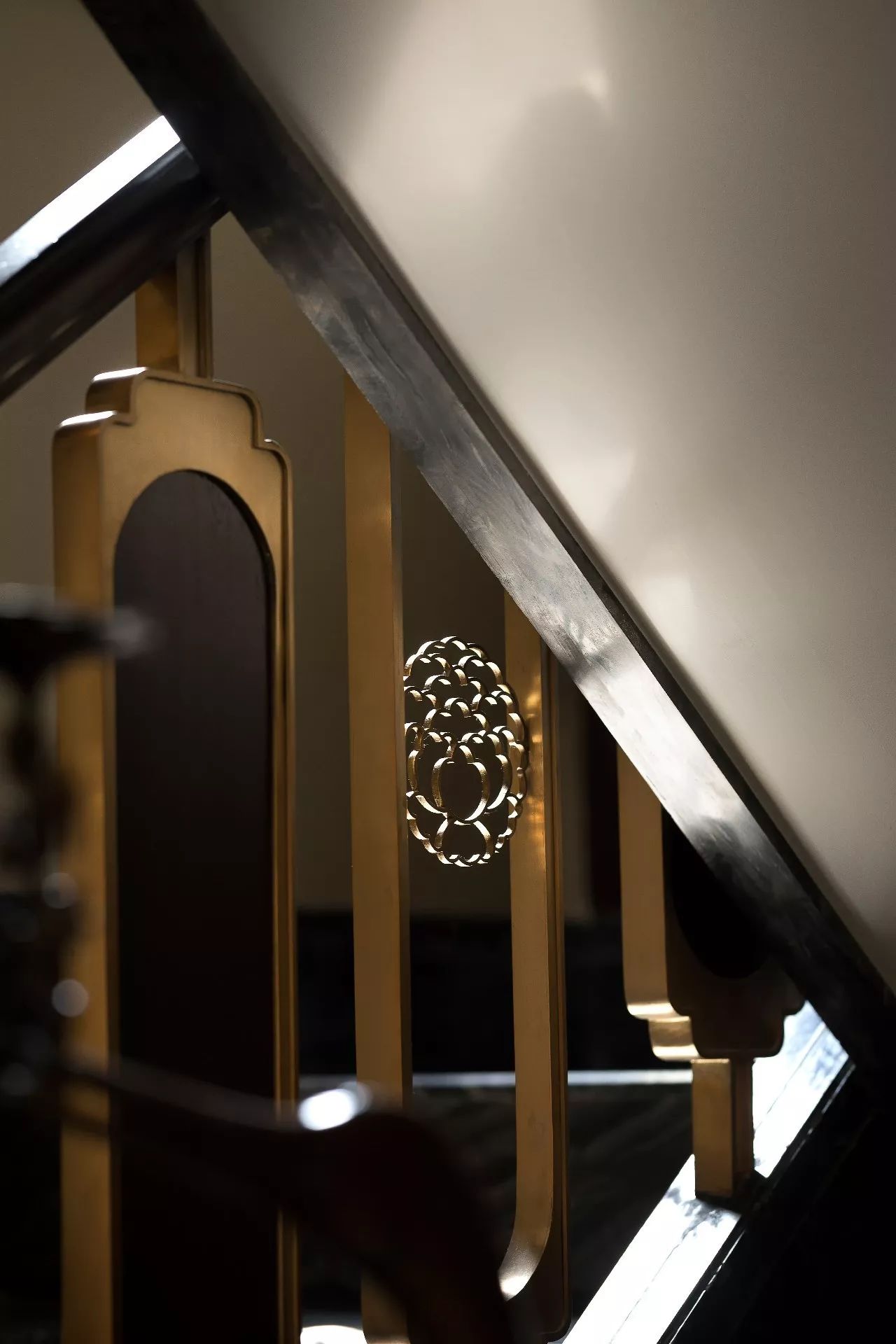 詩意福連文苑元素的中式大宅裝修設(shè)計(jì)