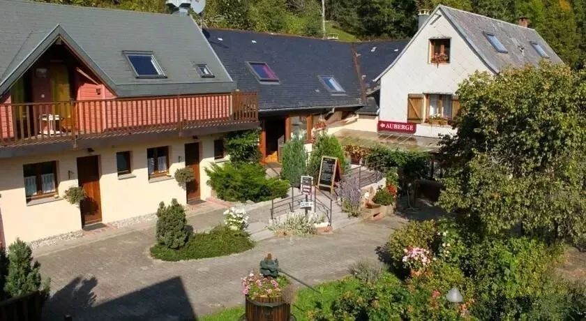 驚呆了，雞窩豬舍馬廄牛棚羊圈變民宿!