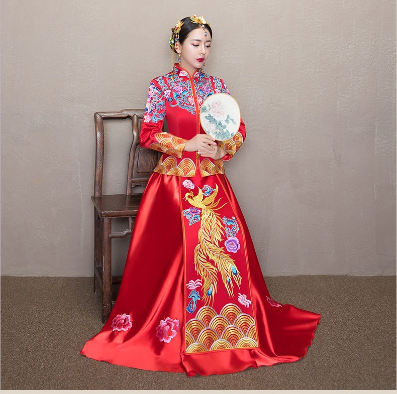 復(fù)古典雅秀禾服，時尚中式禮服新娘禮服