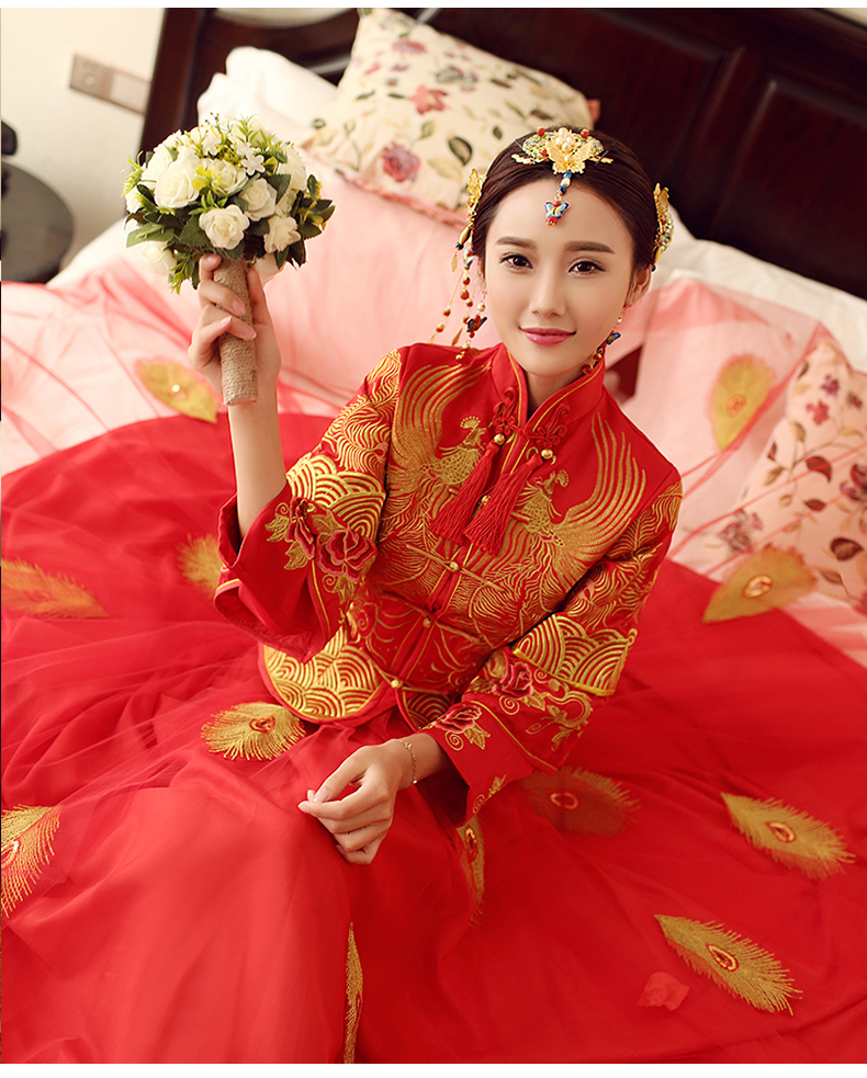 傳統(tǒng)古典中式禮服，復(fù)古新娘結(jié)婚禮服