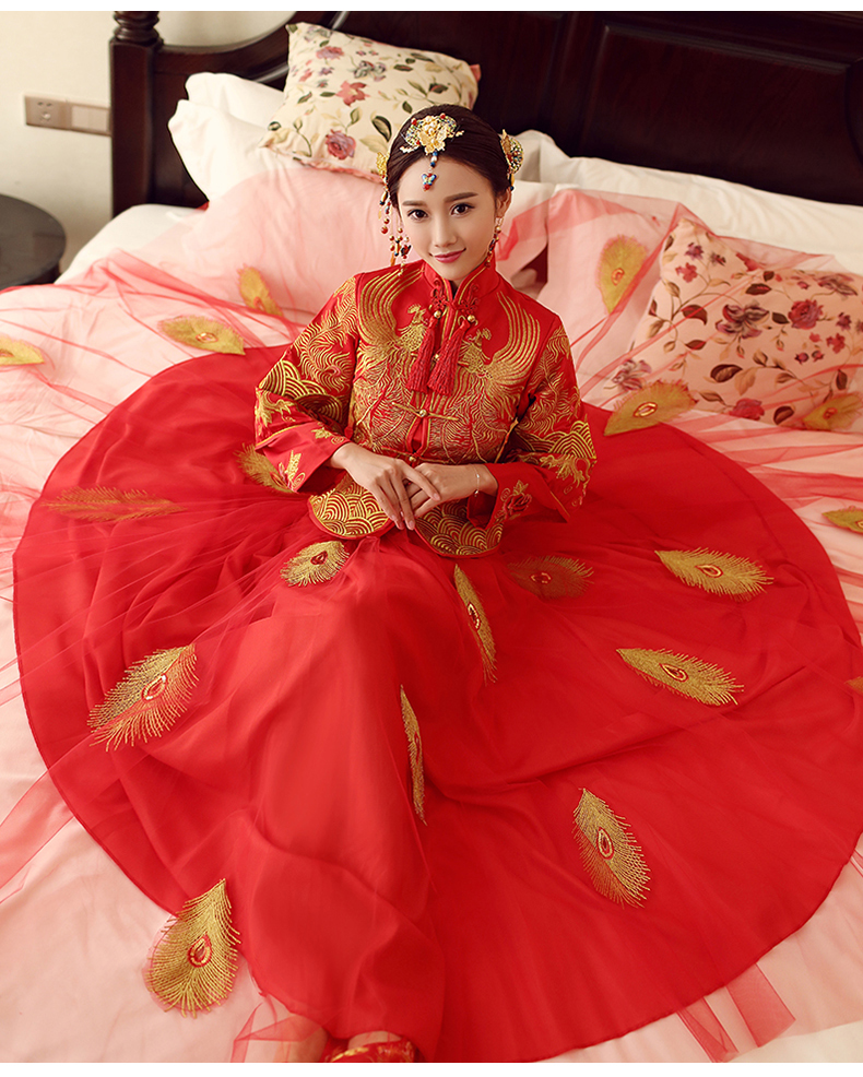 傳統(tǒng)古典中式禮服，復(fù)古新娘結(jié)婚禮服