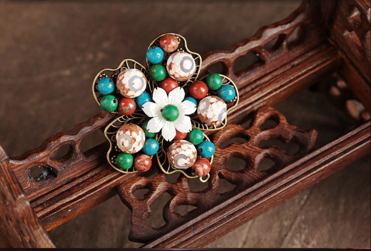 五瓣花朵古典小清新胸針，復(fù)古風(fēng)胸花飾品