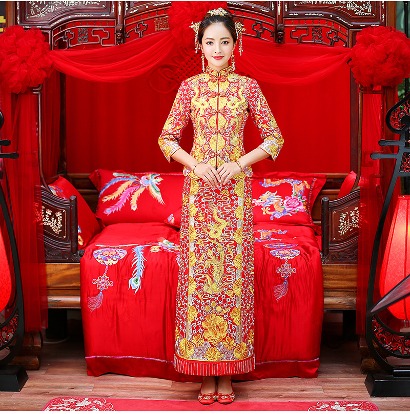 時(shí)尚復(fù)古設(shè)計(jì)中式禮服，新娘結(jié)婚禮服