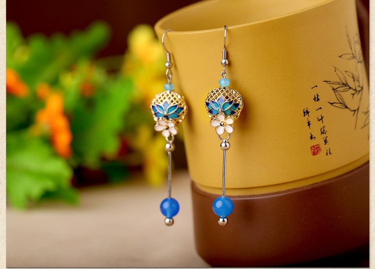 長相廝守耳環(huán)，鏤空雕花首飾