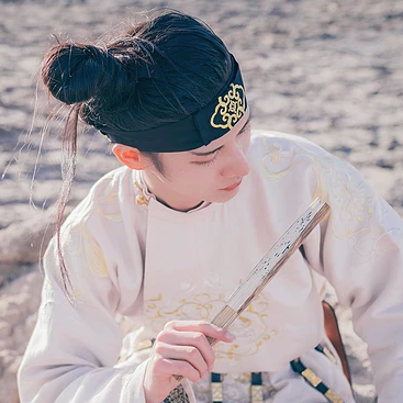 霸氣帶劍男生頭像，唯美古風(fēng)頭像