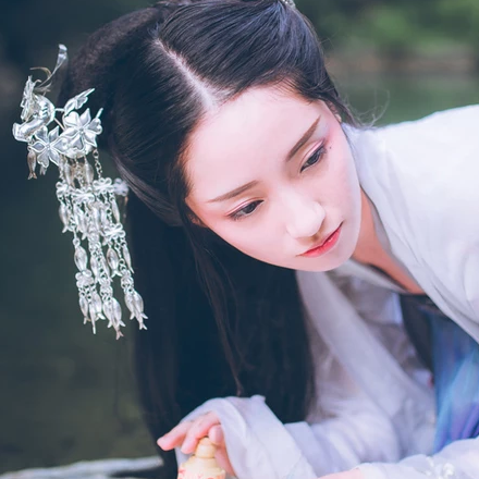 清秀女生頭像，唯美古風(fēng)真人頭像