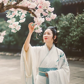 優(yōu)雅白衣女子頭像，唯美古風(fēng)真人頭像