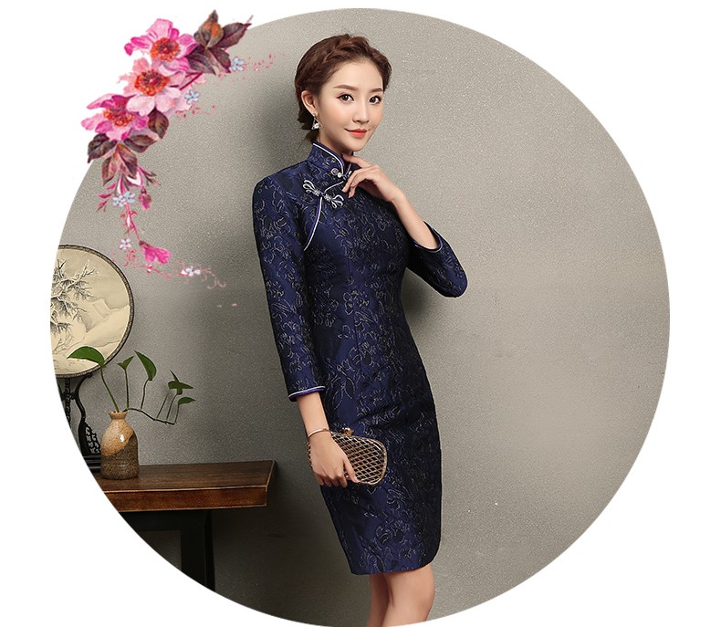 藍(lán)思印花中長款旗袍，端莊大氣旗袍裙