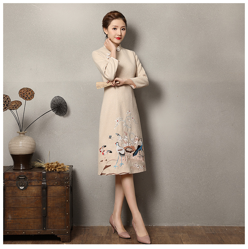 錦鶴刺繡旗袍，福連文苑旗袍裙