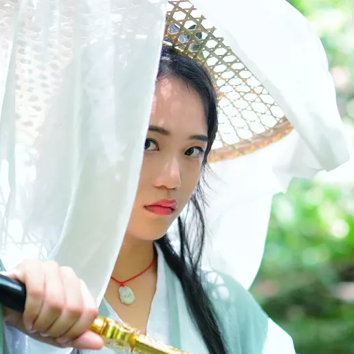 霸氣女生頭像，唯美古風真人頭像