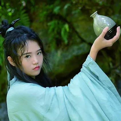 霸氣女生頭像，唯美古風真人頭像