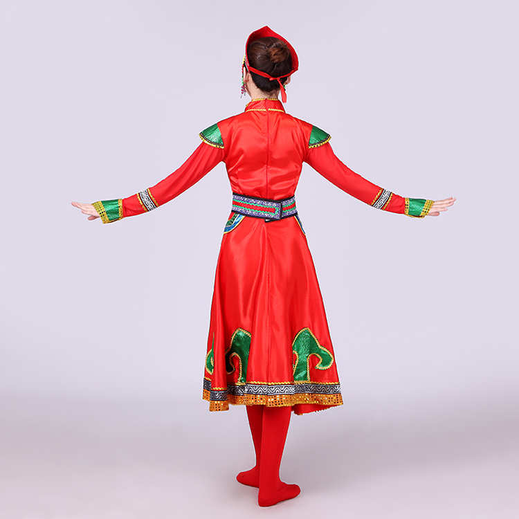 紅色大裙擺蒙古族服飾，少數(shù)民族服裝