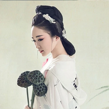 清新藕風(fēng)輕女生頭像，唯美古風(fēng)真人頭像