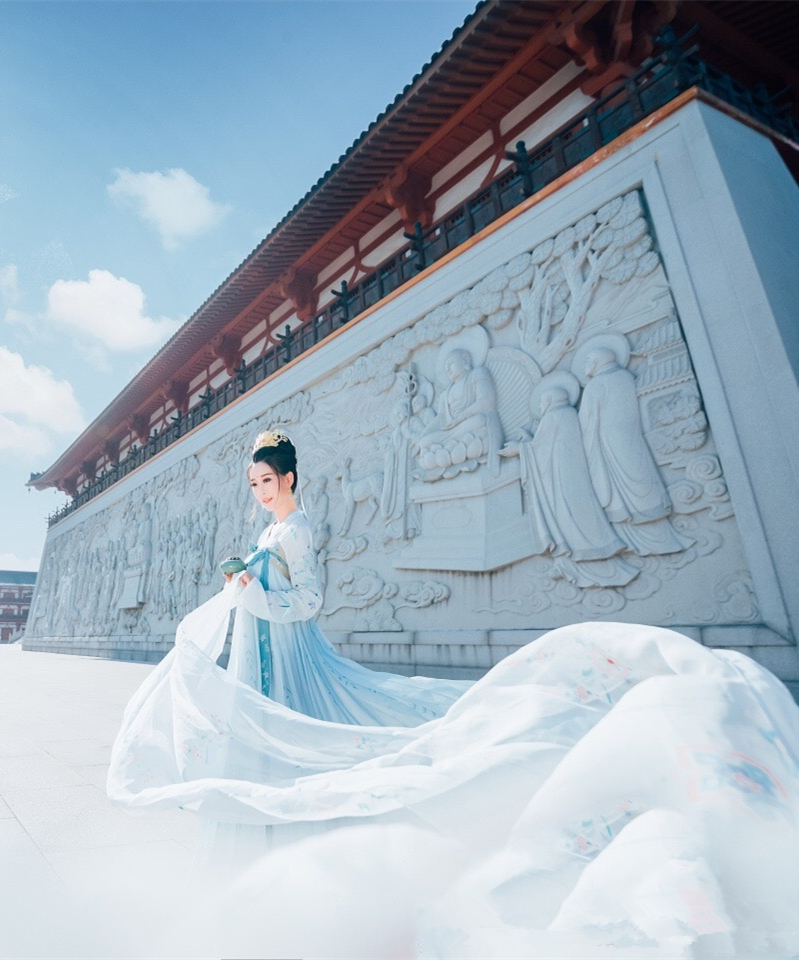 淡藍(lán)色漢服女子·古裝人像攝影