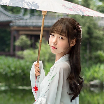 杜若花枝帶和團(tuán)扇傘女生頭像，唯美古風(fēng)頭像