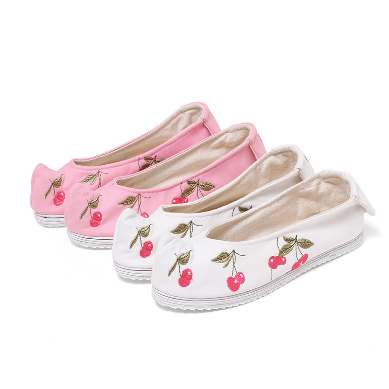 櫻桃刺繡可愛翹頭鞋，復(fù)古傳統(tǒng)繡花鞋