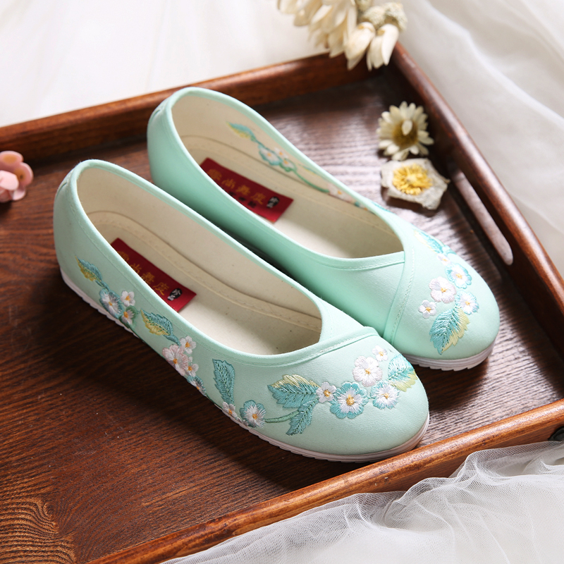 小清新花朵刺繡平底鞋，復古民族風繡花鞋