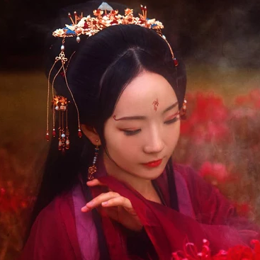 彼岸花妖艷女子頭像，唯美古風真人頭像