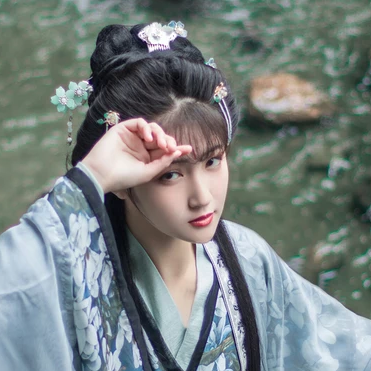 古典琵琶女子頭像，唯美古風(fēng)真人頭像