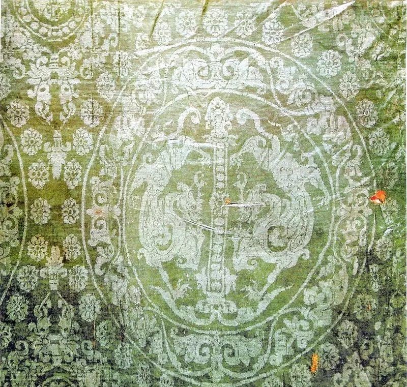 最華麗的傳統(tǒng)花布，《源氏物語》的中國絲織品