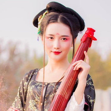 粉黛帶紅傘女生頭像，唯美古風(fēng)真人頭像