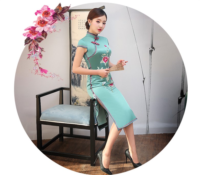 復(fù)古繡花旗袍，短袖真絲旗袍裙