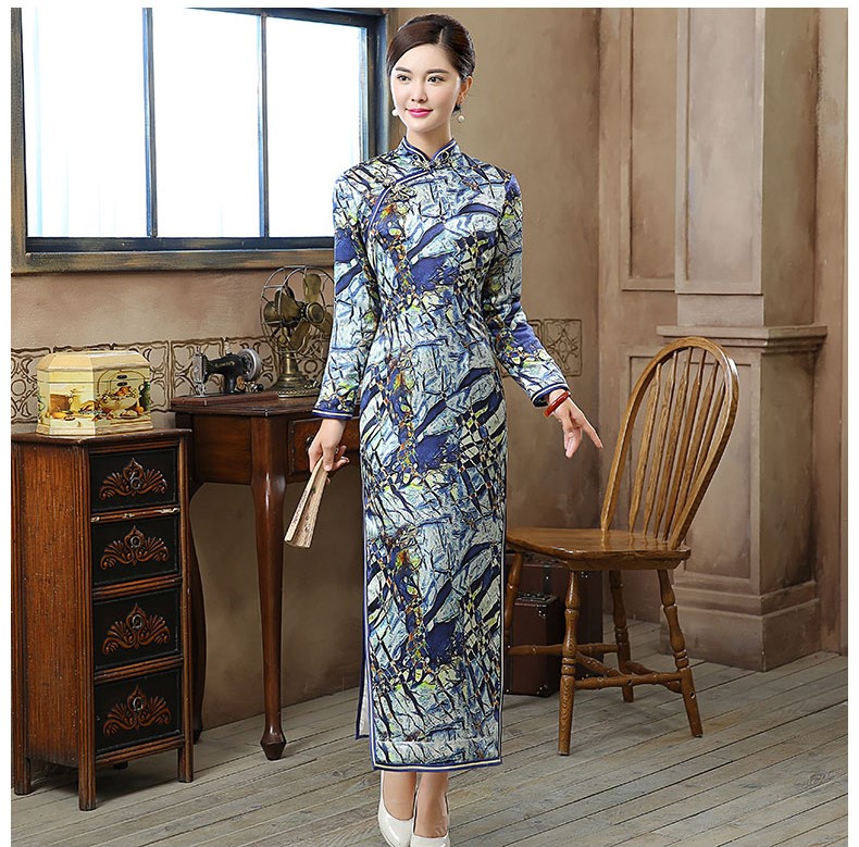 復(fù)古晶藍(lán)印花旗袍，加厚長(zhǎng)款旗袍裙