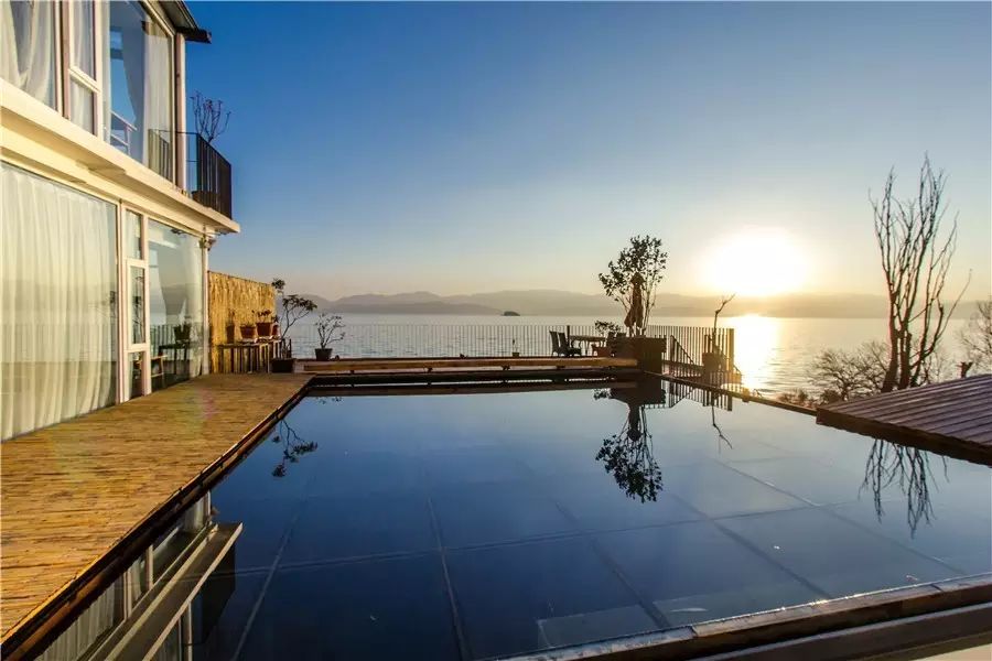 大理洱?！w心，歸心看海煙雨江南