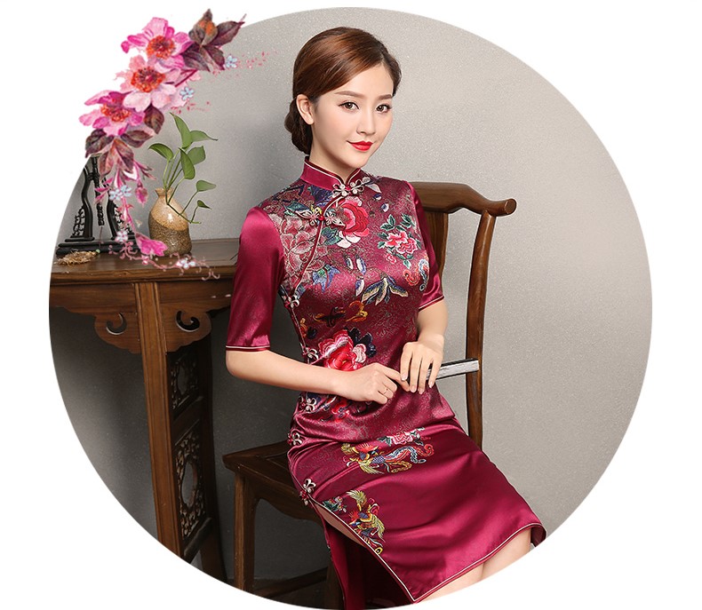 彩鳳印花紅色旗袍，端莊大氣鳳凰牡丹旗袍裙