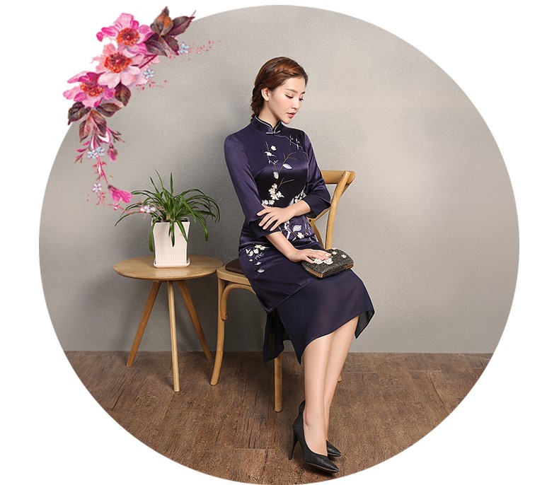 深藍(lán)色時(shí)尚繡花旗袍，中長(zhǎng)款改良旗袍裙