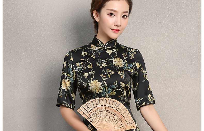 黑色時(shí)尚印黃花旗袍，奧黛旗袍裙