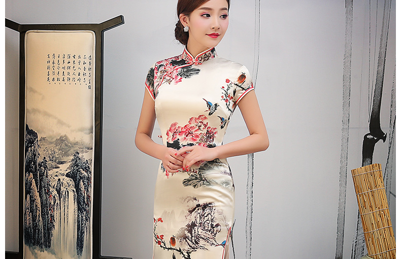 淡黃色水墨印花旗袍，復(fù)古真絲旗袍裙