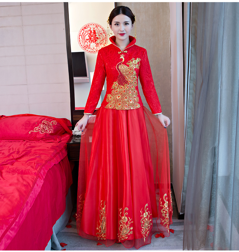 孔雀亮片繡花中式禮服，唯美新娘結(jié)婚禮服