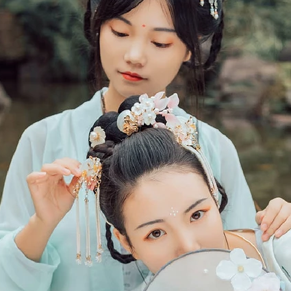 并蒂閨蜜頭像，唯美古風真人頭像