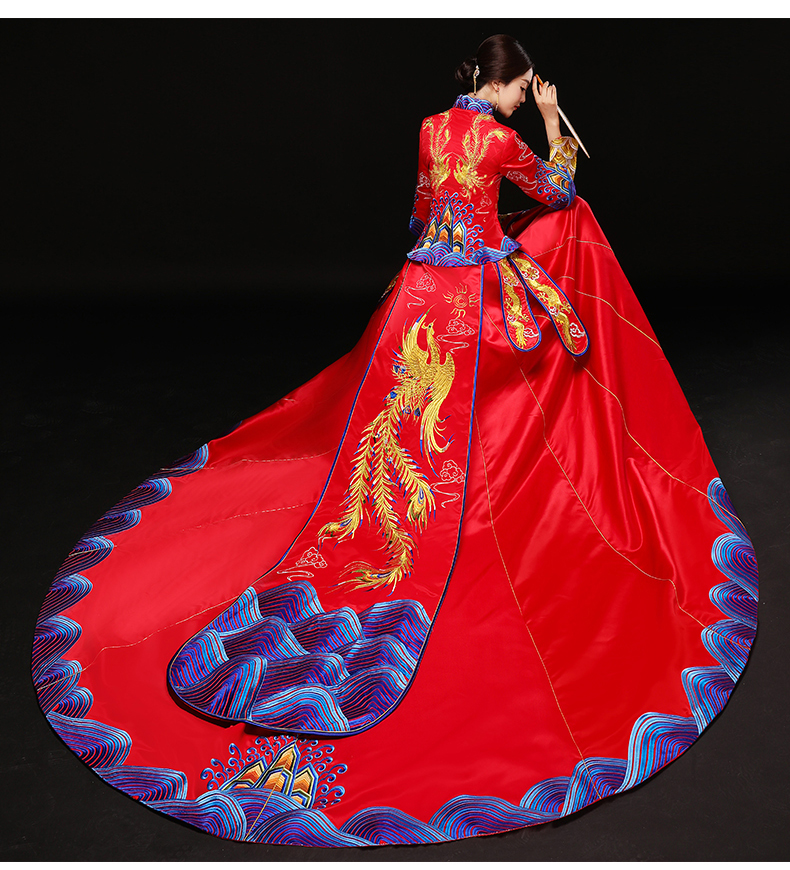 水波紋刺繡中式禮服，奢華拖尾新娘結(jié)婚禮服