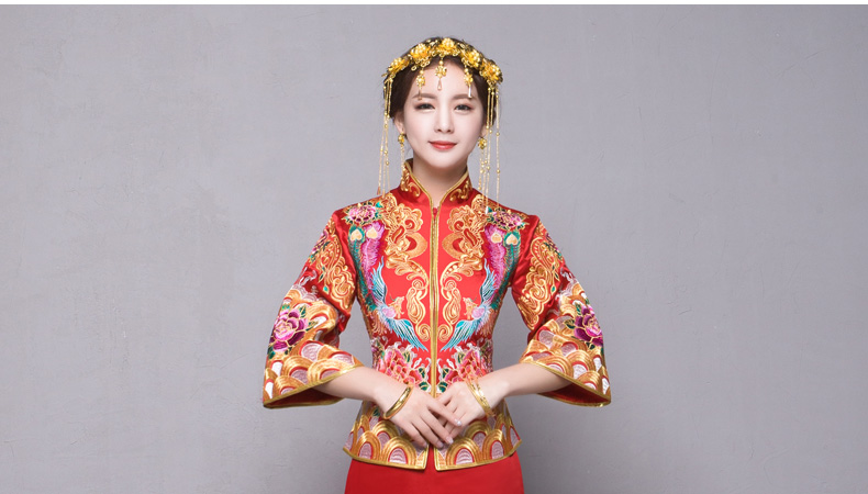 金絲繡花中式禮服，福連文苑新娘禮服