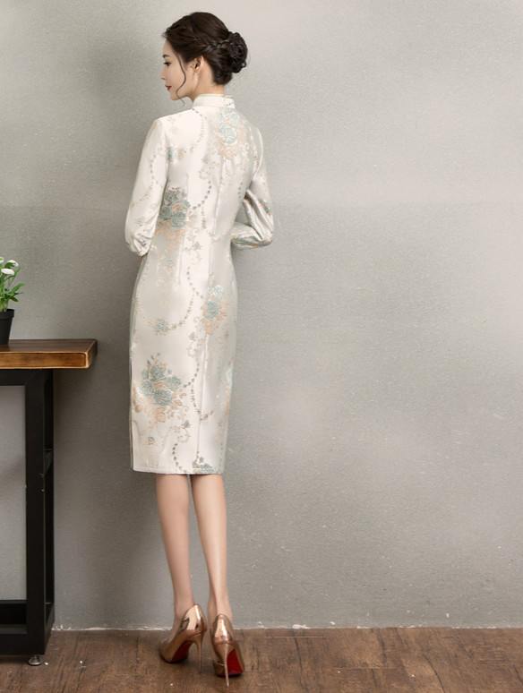 清新淡雅繡花旗袍，中袖優(yōu)雅旗袍裙