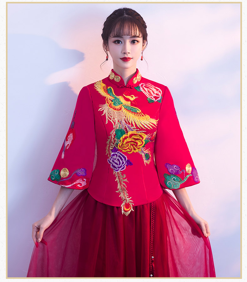 古典韻味中式禮服，鳳凰刺繡新娘結(jié)婚禮服