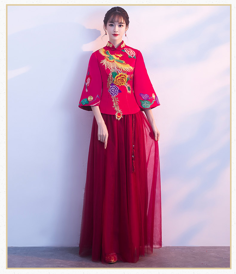 古典韻味中式禮服，鳳凰刺繡新娘結(jié)婚禮服