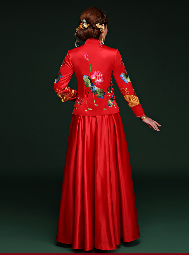 荷塘鴛鴦戲水中式禮服，福連文苑新娘結(jié)婚禮服