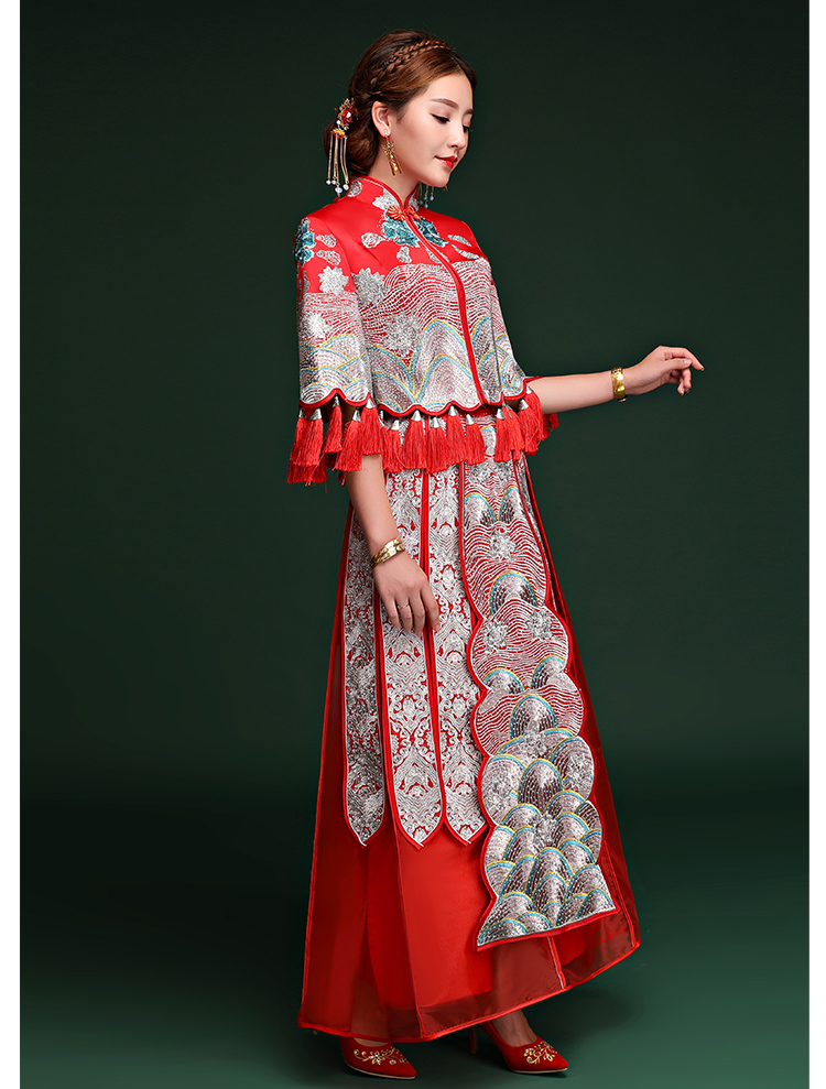 復(fù)古典雅中式禮服，袖波浪紋新娘結(jié)婚禮服