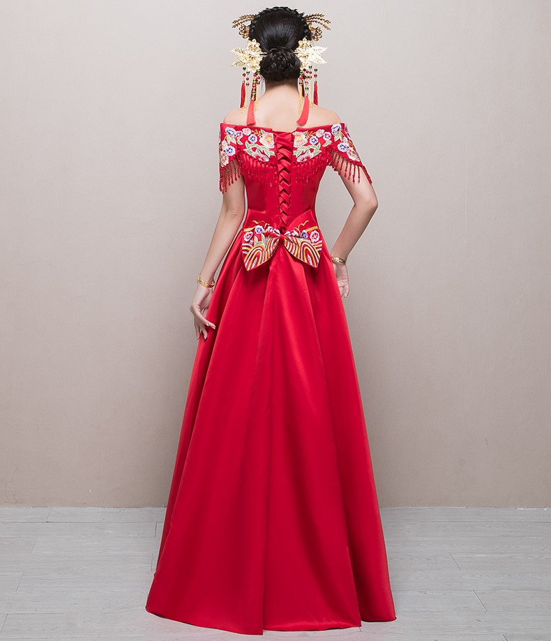 性感一字肩中式禮服，刺繡流蘇新娘禮服