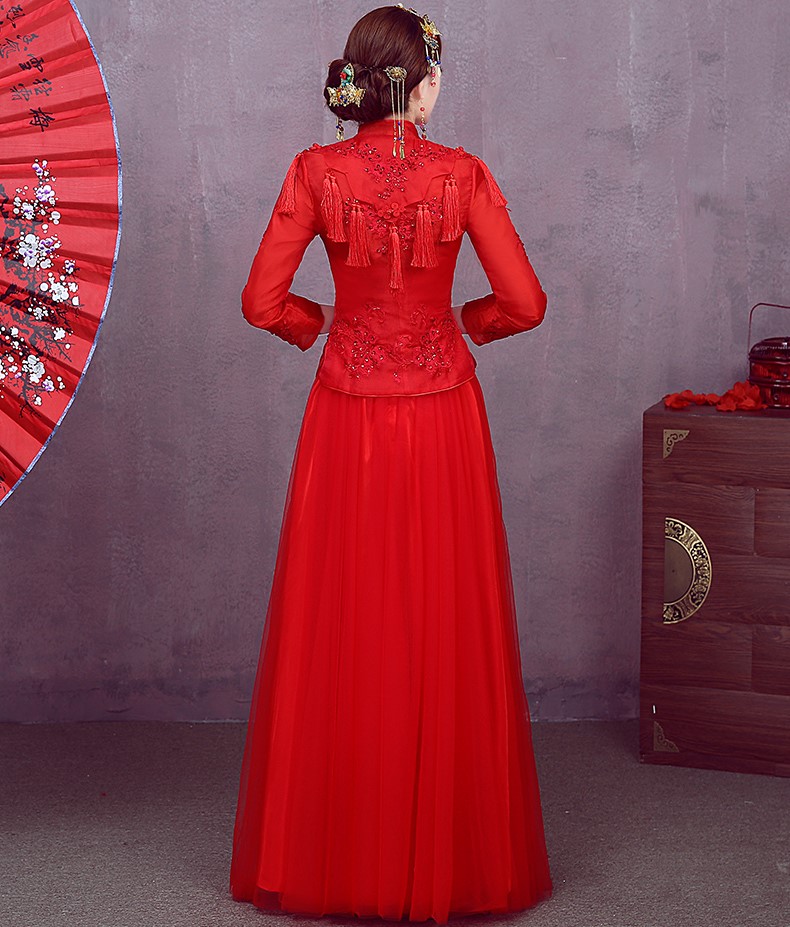 簡約紅色中式禮服，流蘇福連文苑新娘結(jié)婚禮服