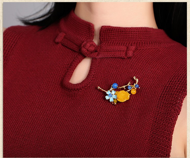 復(fù)古蜜蠟花氣質(zhì)胸針，唯美清新胸花。