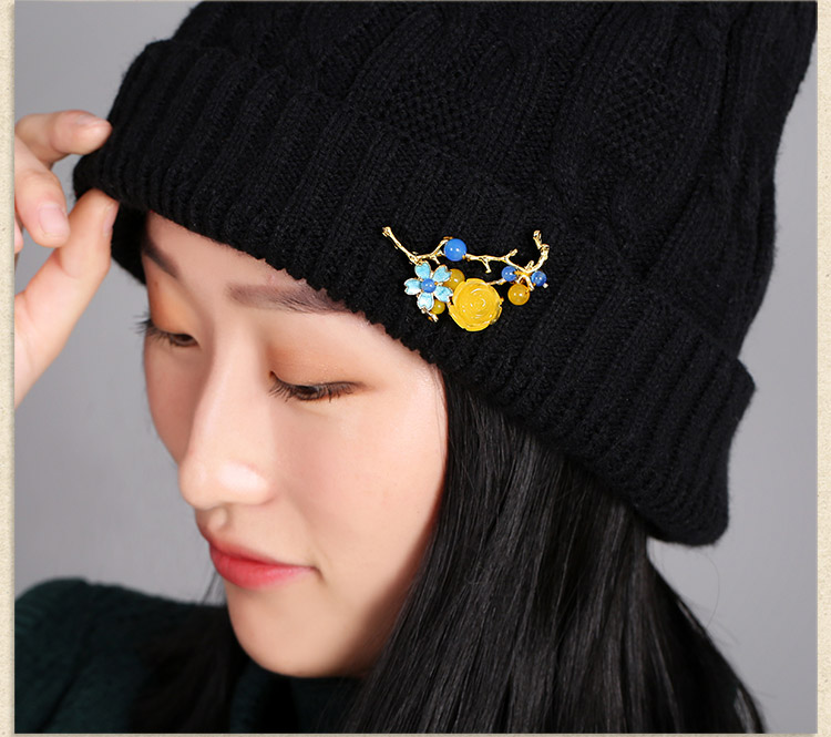 復(fù)古蜜蠟花氣質(zhì)胸針，唯美清新胸花。